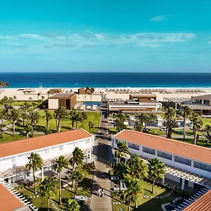 https://crioula-clubhotel.cape-verdehotels.com